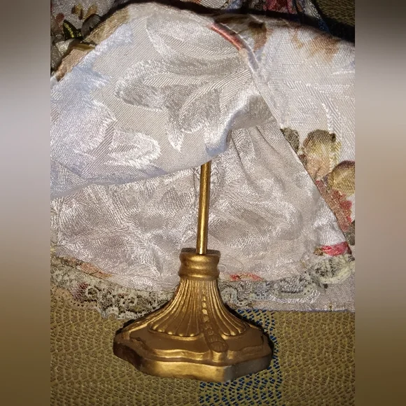 Vintage Baroque style jewelry holder - Picture 9 of 12